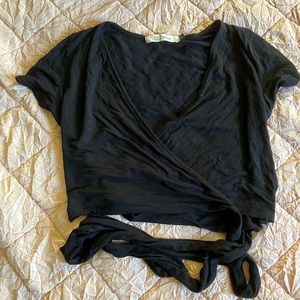 Black cropped top with tie
